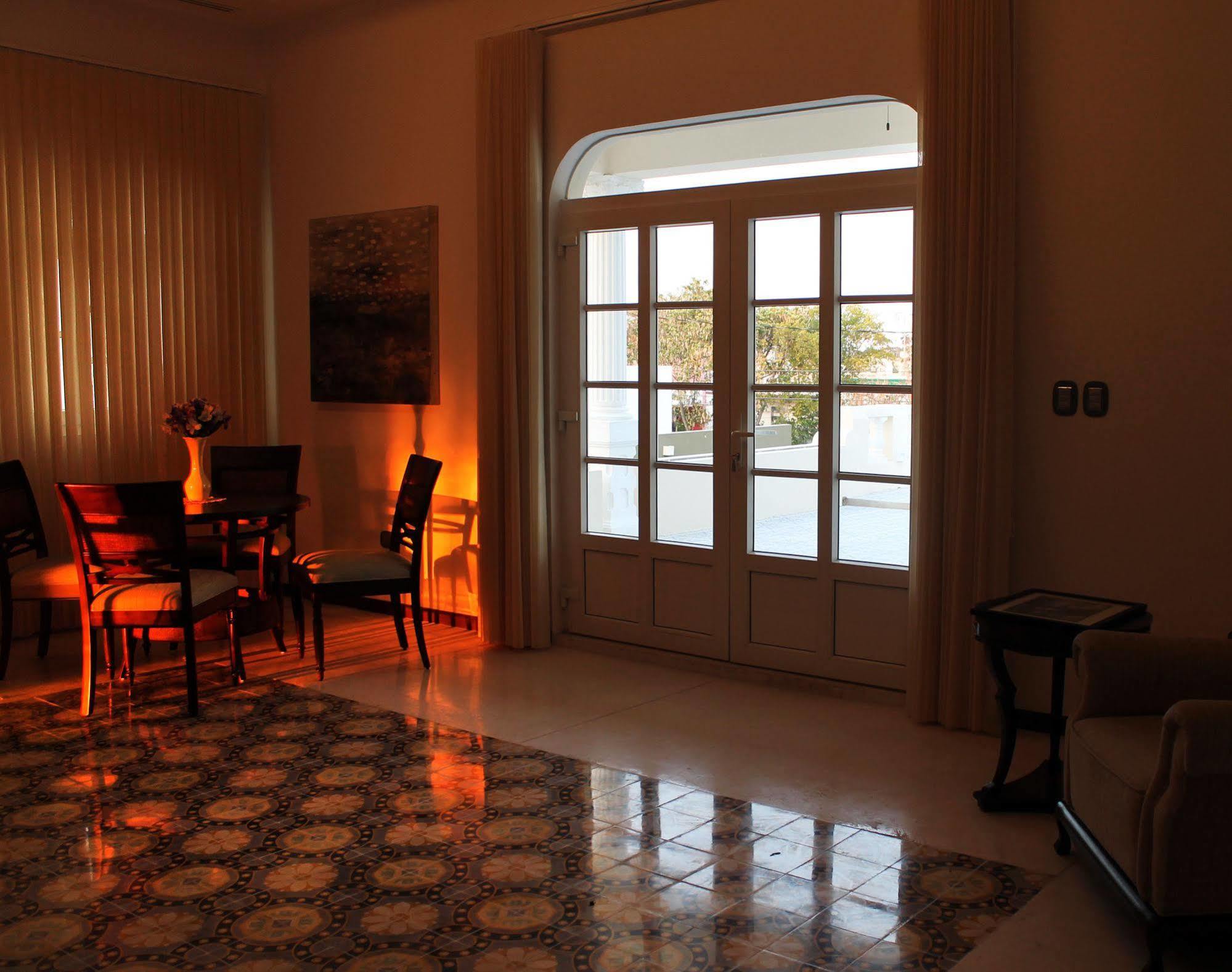Delfina Boutique Hotel ميريدا المظهر الخارجي الصورة