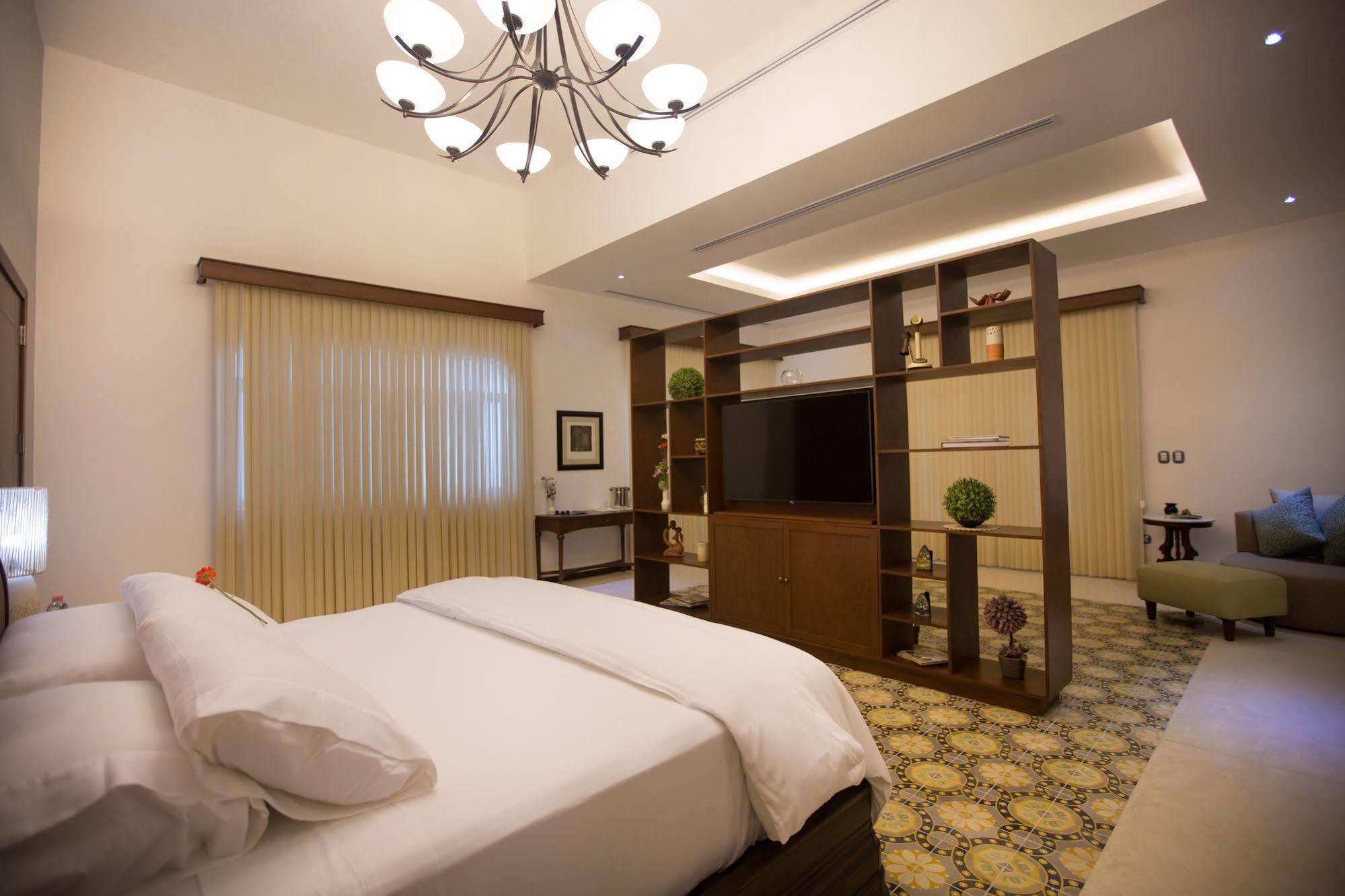 Delfina Boutique Hotel ميريدا المظهر الخارجي الصورة